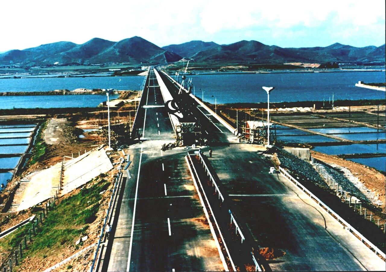 筑港钩沉㉞:建设“神州第一路”