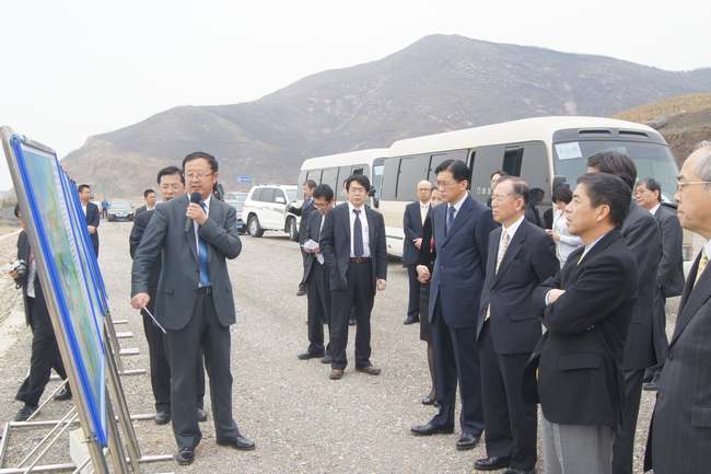 日本驻华大使率团参观公司长兴岛在建工程