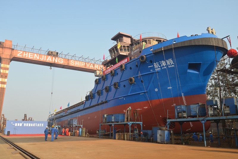 CCCC Largest Tug Invested by CCCC-FHEC Successfully Launched in Zhenjiang Shipyard