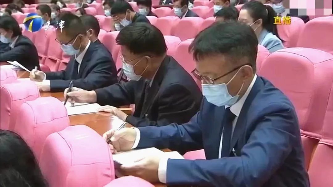 王洪涛、李江锋代表出席天津市第十二次党代会